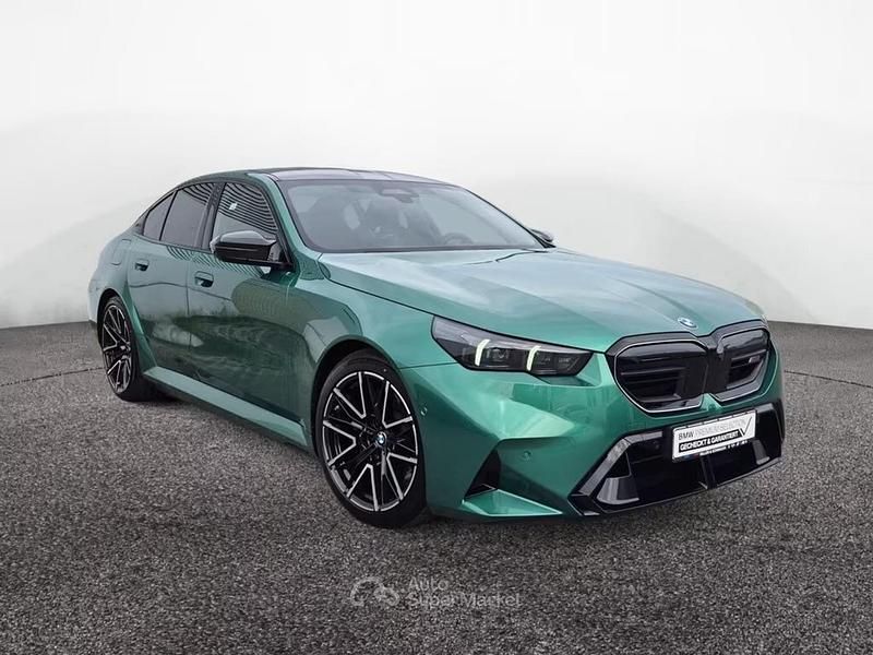 Usado BMW M5 Comfort Edition 727 HP (534 kW) 2024 Verde Carrinha