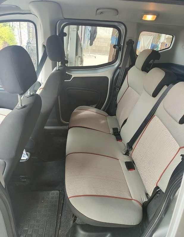 Usata Peugeot TePee Active 75 CV (55 kW) 2015 Station wagon