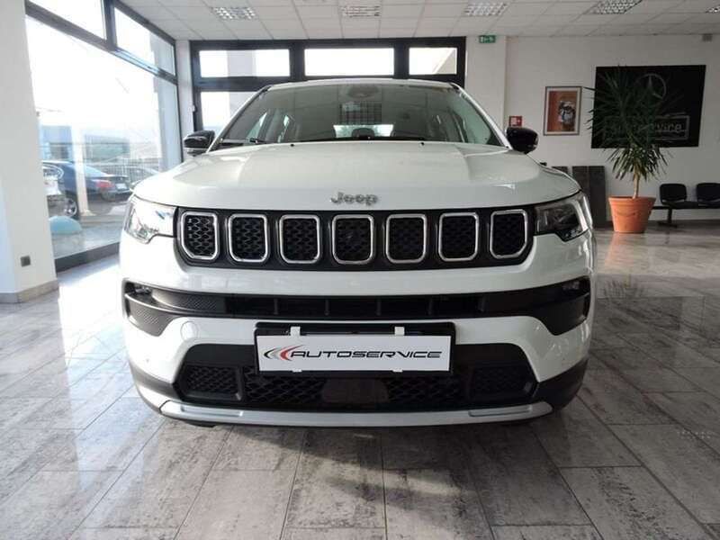 Usata Jeep Compass Altitude 131 CV (96 kW) 2024 Bianco SUV