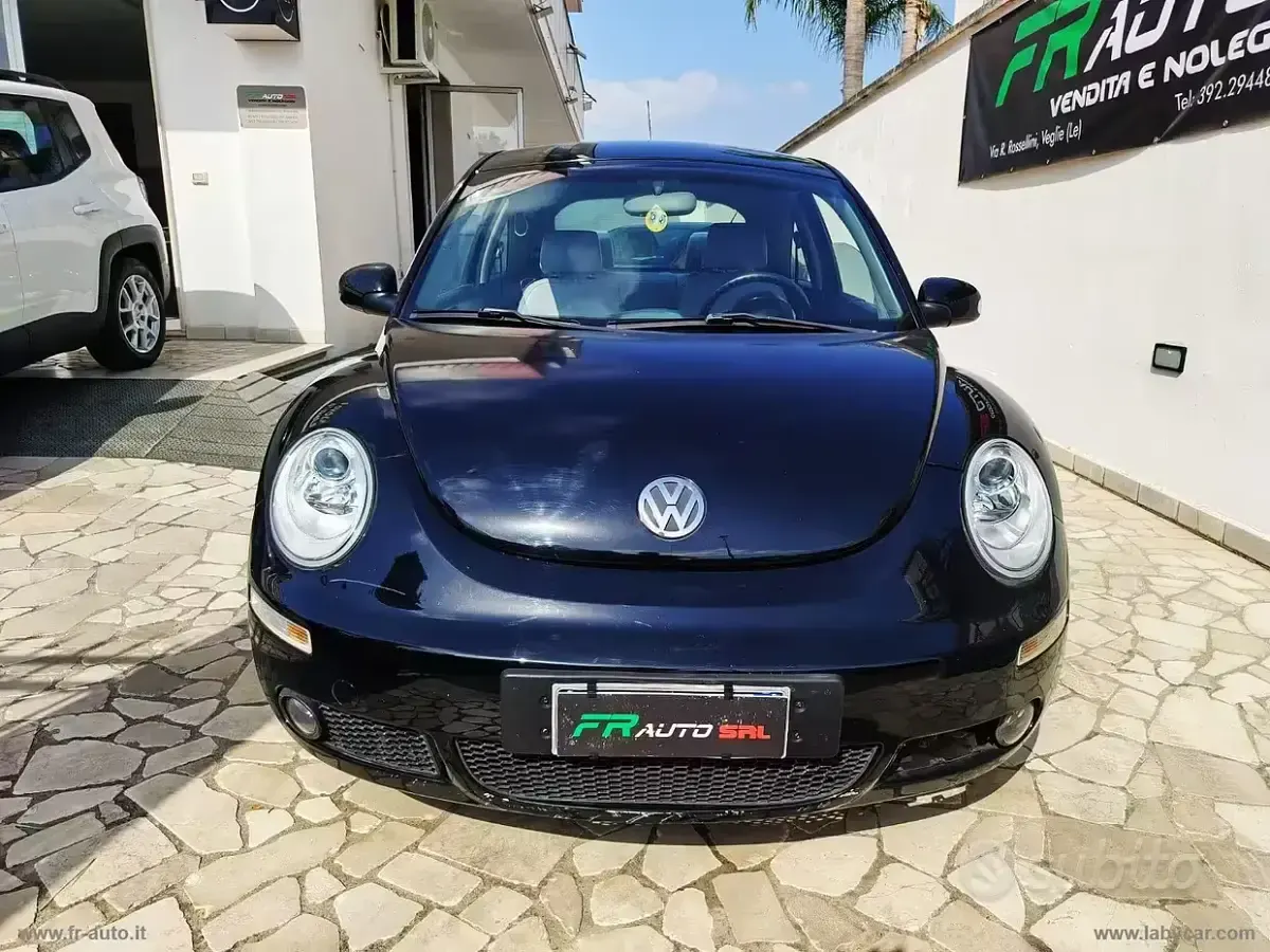 Usata VW Beetle 105 CV (77 kW) 2012 Utilitaria