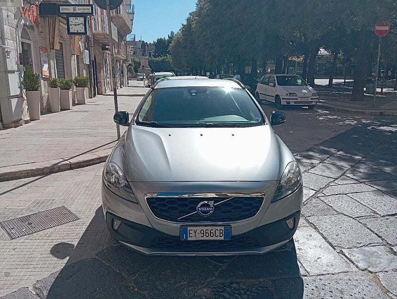 Usata Volvo V40 2014 Grigio SUV