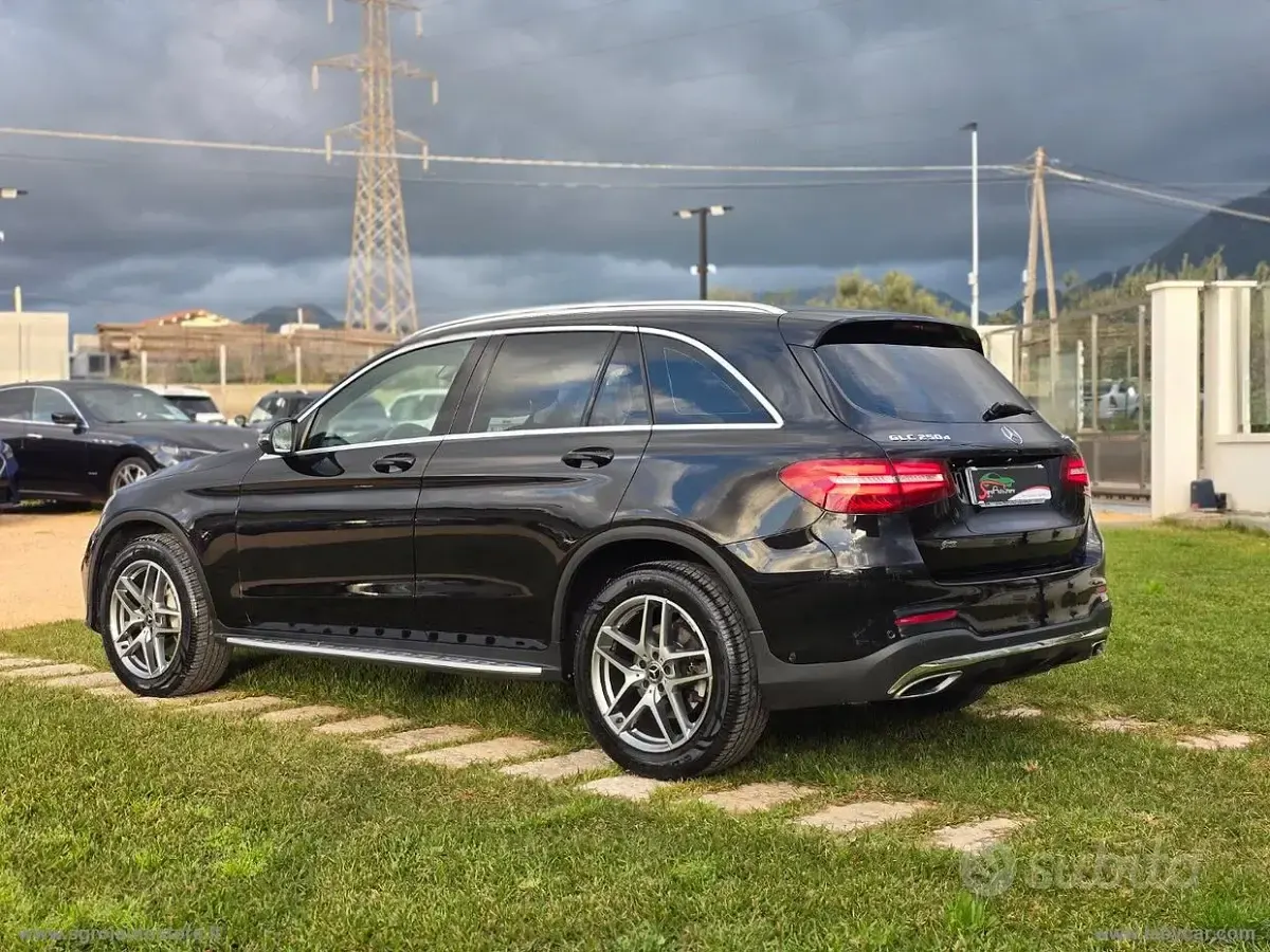 Usata Mercedes GLC250 Premium 204 CV (150 kW) 2018 Bianco SUV