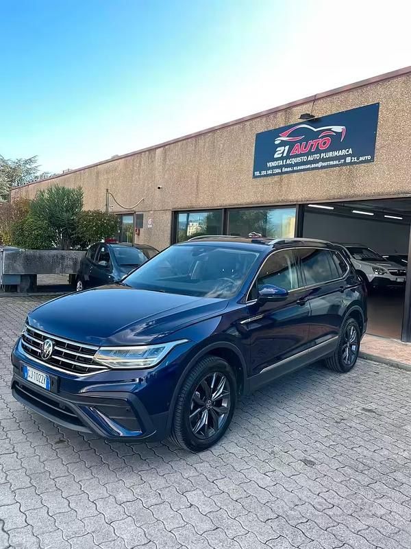 Usata VW Tiguan Allspace R-line 150 CV (110 kW) 2022 Blu SUV