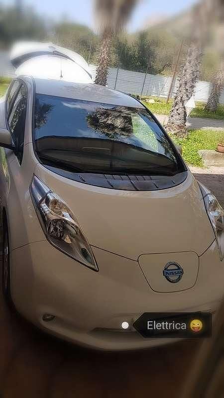 Usata Nissan Leaf Acenta 80 kW (109 CV) 2016 Bianco Utilitaria
