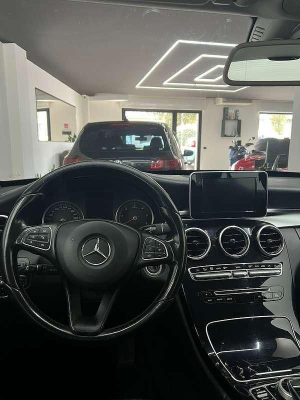 Usata Mercedes C200 Premium 136 CV (100 kW) 2016 Nero Berlina
