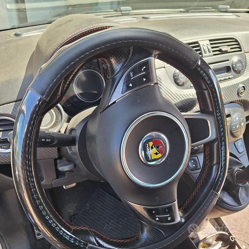 Usata Abarth 500 135 CV (99 kW) 2009 Utilitaria