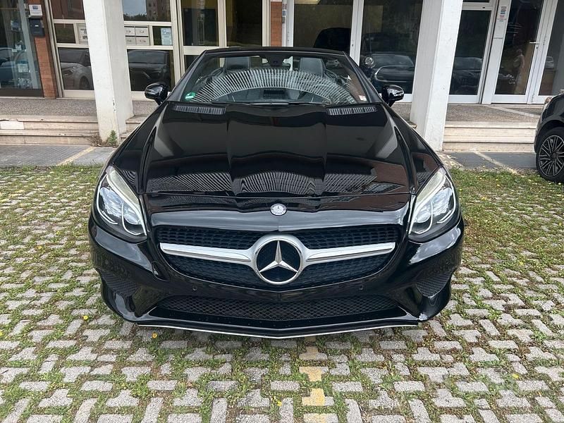 Usata Mercedes SLC200 184 CV (135 kW) 2020 Nero Cabrio