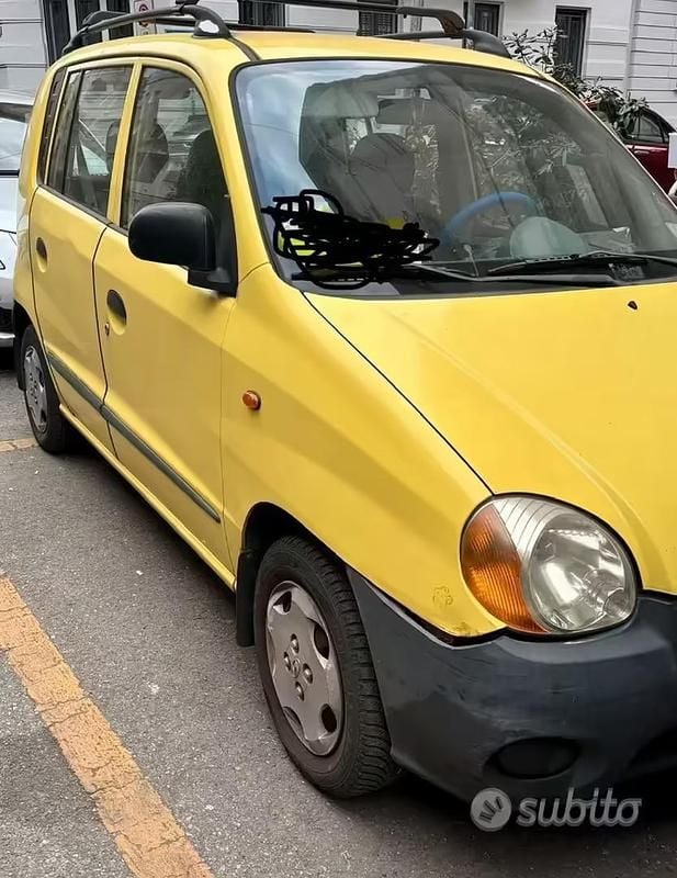 Usata Hyundai Atos 59 CV (43 kW) 2002 Giallo Utilitaria
