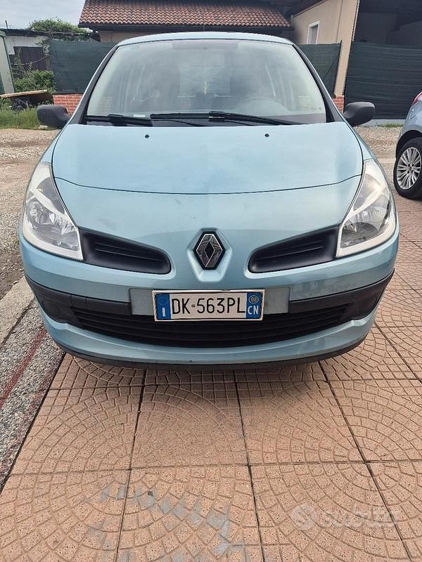 Usata Renault Clio II 2008 Verde Berlina