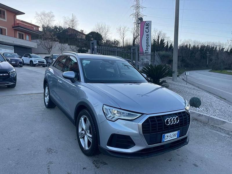 Usata Audi Q3 Business 150 CV (110 kW) 2023 Grigio SUV