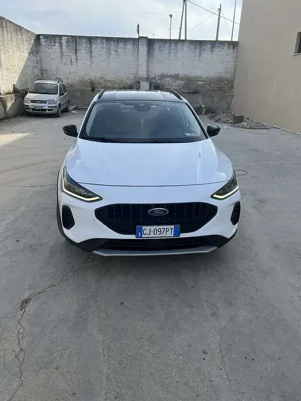 Usata Ford Focus Active 120 CV (88 kW) 2022 Station wagon