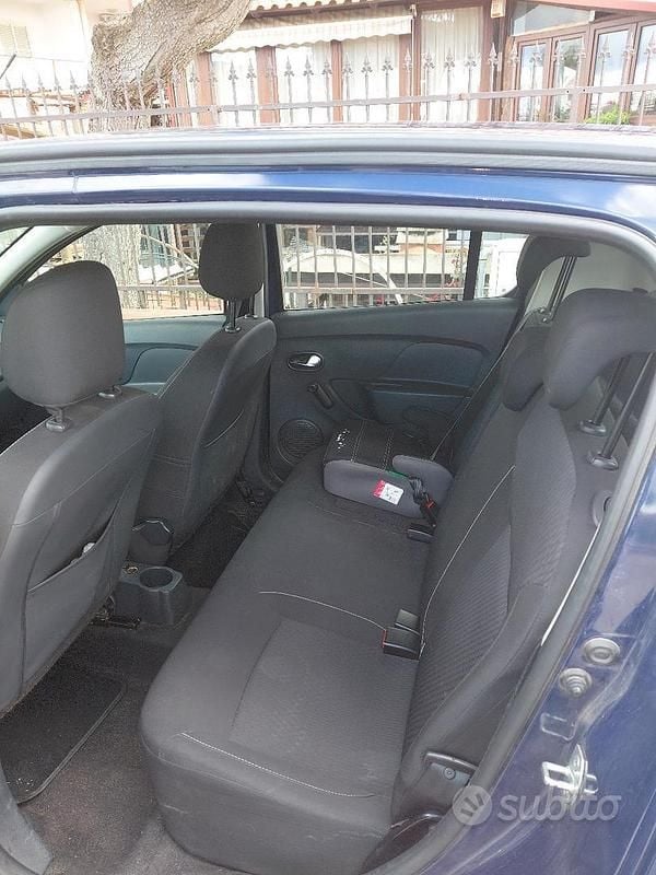 Usata Dacia Sandero 90 CV (66 kW) 2020 Blu Utilitaria