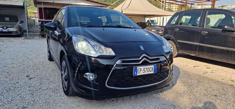 Usata Citroën DS3 Chic 82 CV (60 kW) 2012 Berlina