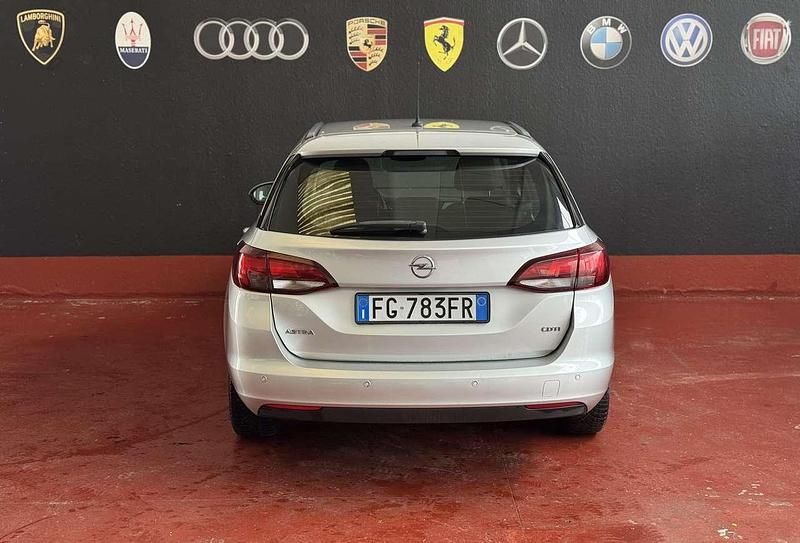 Usata Opel Astra Innovation 110 CV (80 kW) 2016 Argento Station wagon