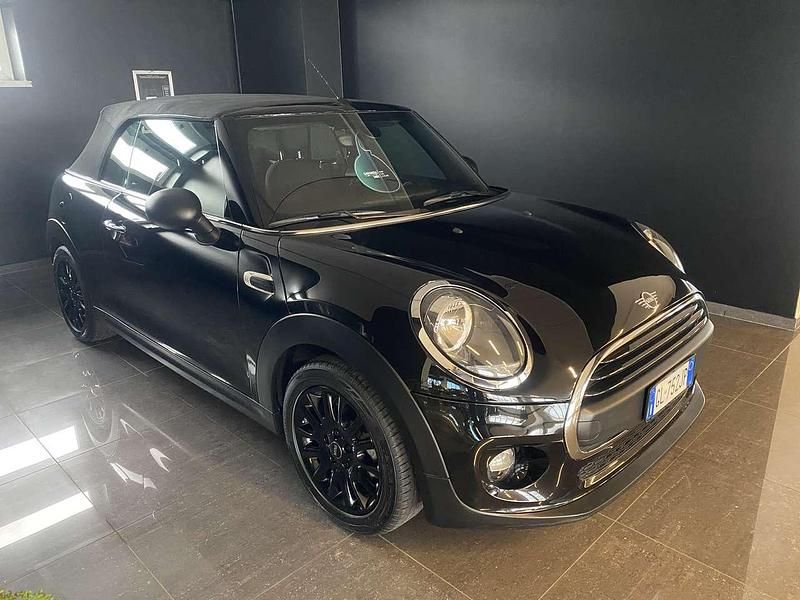 Nero Usata 2019 Mini One Cabriolet Hype Cabrio | 17.900 € (Buon prezzo) - Immagine 1/4