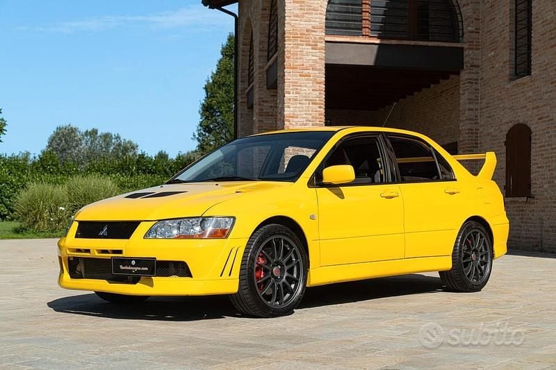 Giallo Usata 2003 Mitsubishi Lancer Tre volumi | 55.000 € - Immagine 1/4