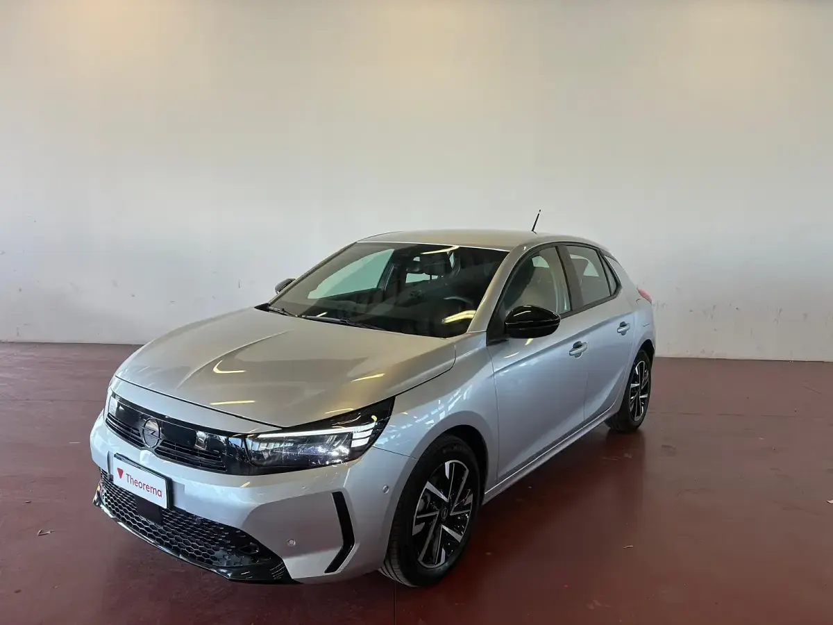 Usata Opel Corsa S 101 CV (74 kW) 2025 Utilitaria