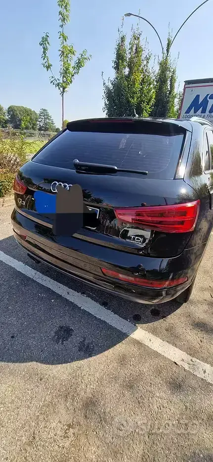 Usata Audi Q3 Business 150 CV (110 kW) 2015 Nero SUV