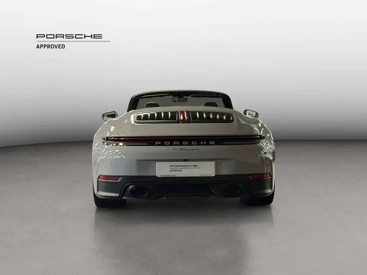 Usata Porsche 992 Sport 394 CV (289 kW) 2025 Gesso Cabrio