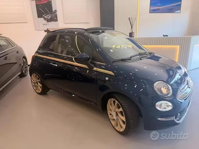 Usata Fiat 500C Club 69 CV (50 kW) 2023 Blu dipinto di blu metallizzato Cabrio
