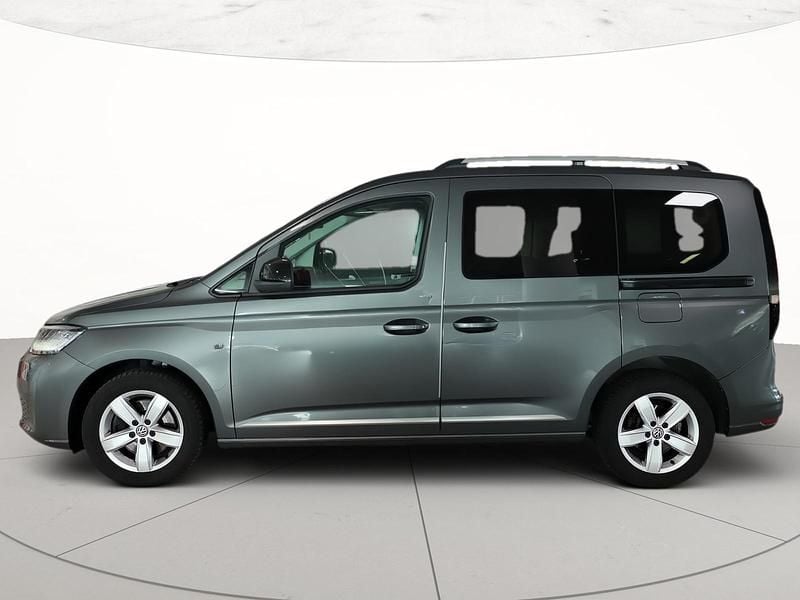 Usata VW Caddy Style 122 CV (89 kW) 2021 X3 grigio indio metallizzato Monovolume