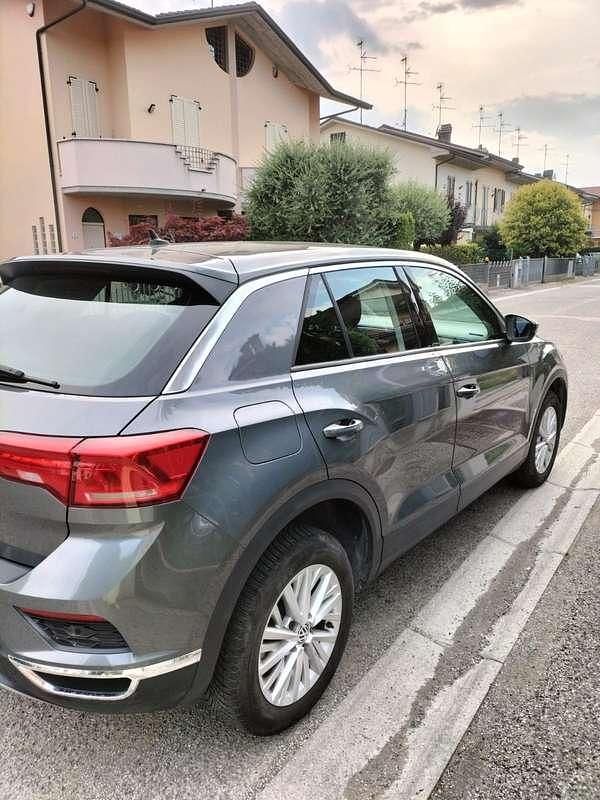 Usata VW T-Roc Advance 116 CV (85 kW) 2019 Grigio SUV