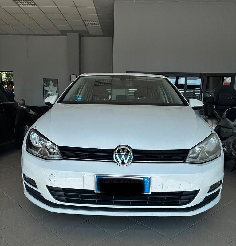 Usata VW Golf VII Comfortline 89 CV (65 kW) 2014 Bianco Berlina