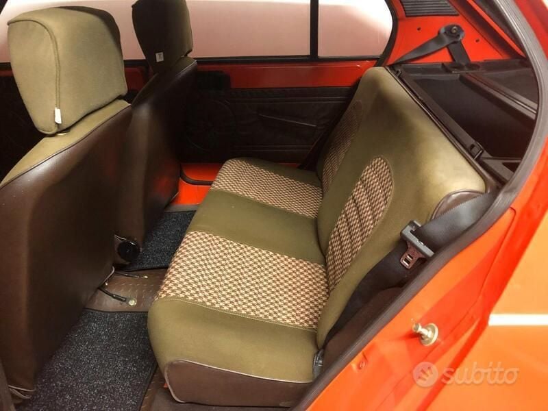 Usata Citroën Visa 35 CV (25 kW) 1981 Arancione Berlina
