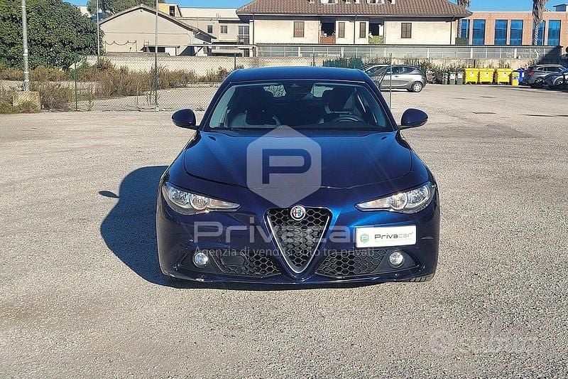 Usata Alfa Romeo Giulia Business 150 CV (110 kW) 2017 Blu Berlina