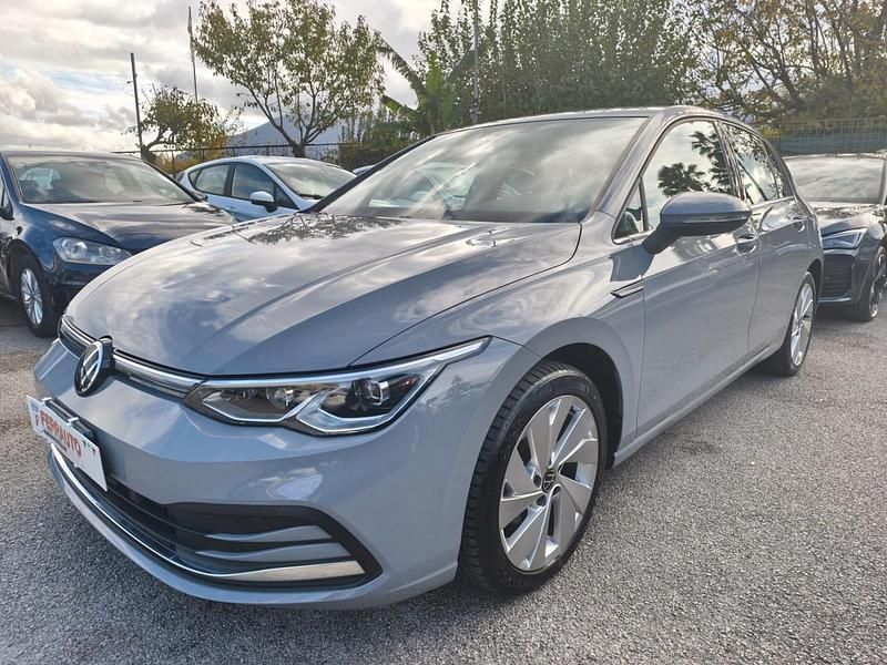 Usata VW Golf VIII Style 149 CV (109 kW) 2022 Grigio Berlina