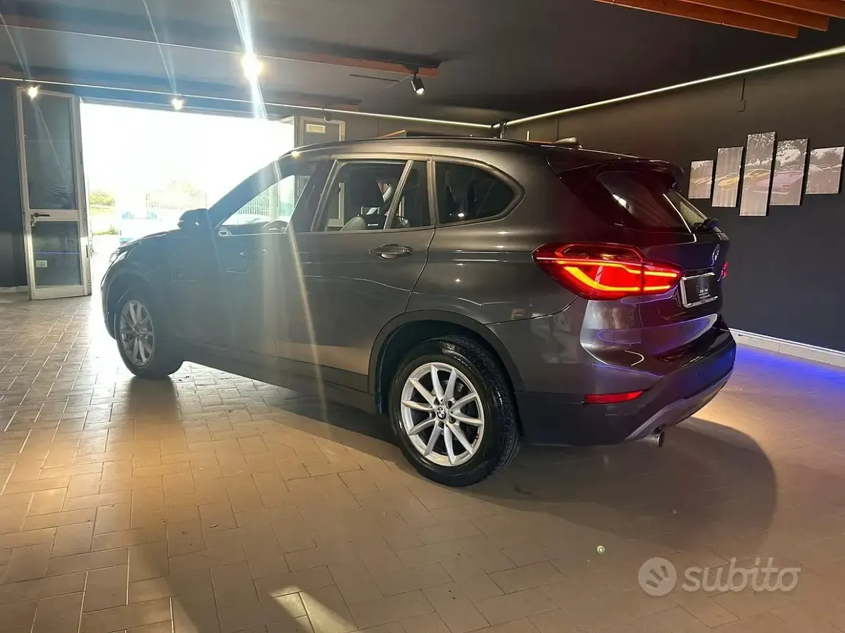Usata BMW X1 Advantage 150 CV (110 kW) 2018 Grigio SUV