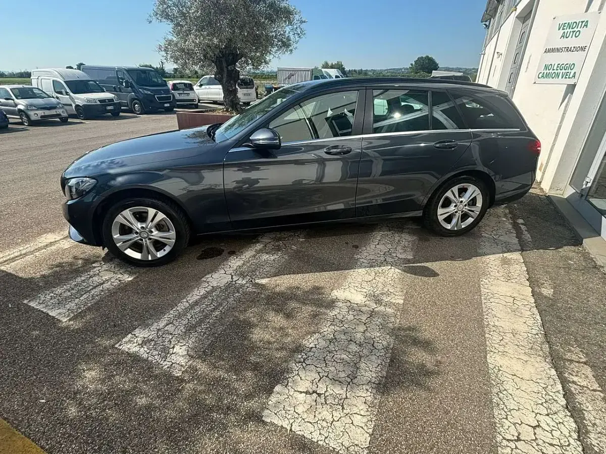 Usata Mercedes C180 136 CV (100 kW) 2016 Grigio Station wagon