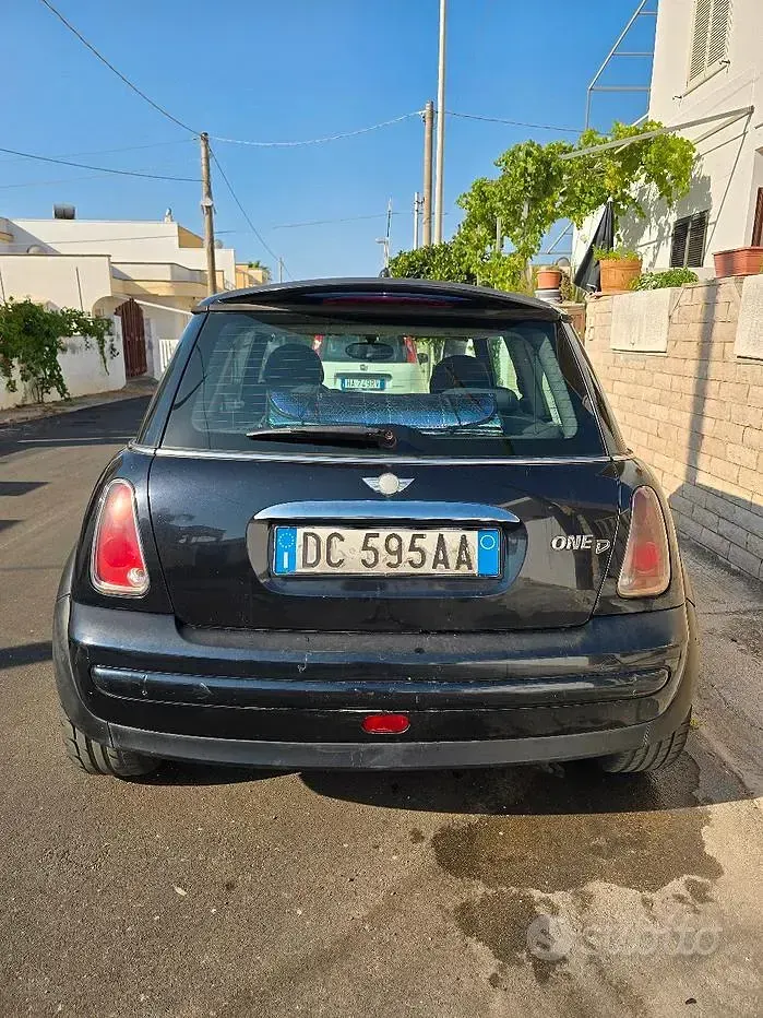 Usata Mini One D 88 CV (64 kW) 2006 Nero Utilitaria
