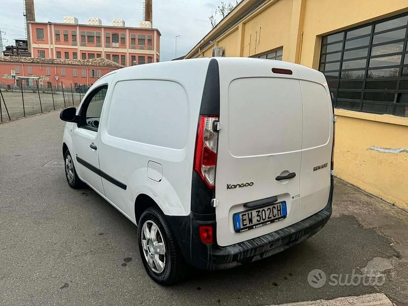 Usata Renault Kangoo 90 CV (66 kW) 2014 Bianco Monovolume