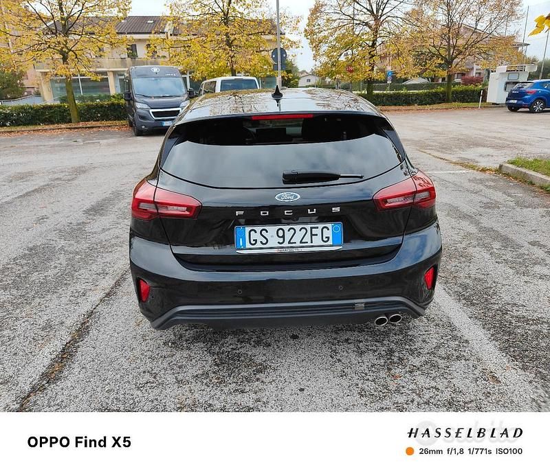 Usata Ford Focus ST-Line 120 CV (88 kW) 2024 Nero Berlina