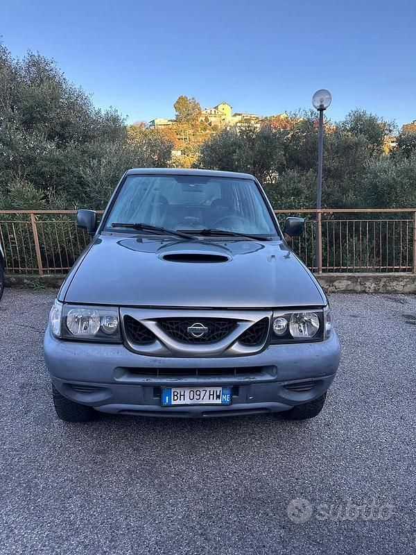 Usata Nissan Terrano 125 CV (91 kW) 1999 Grigio SUV