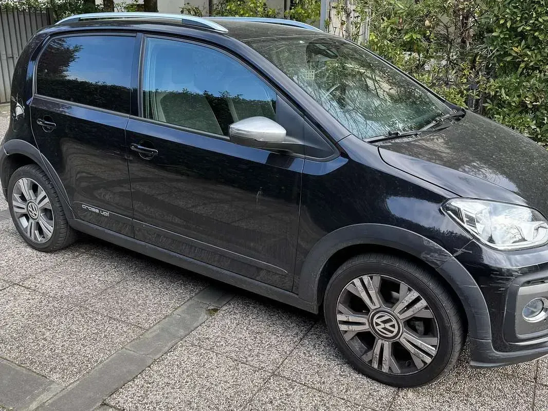 Usata VW up! 75 CV (55 kW) 2019 Nero Utilitaria
