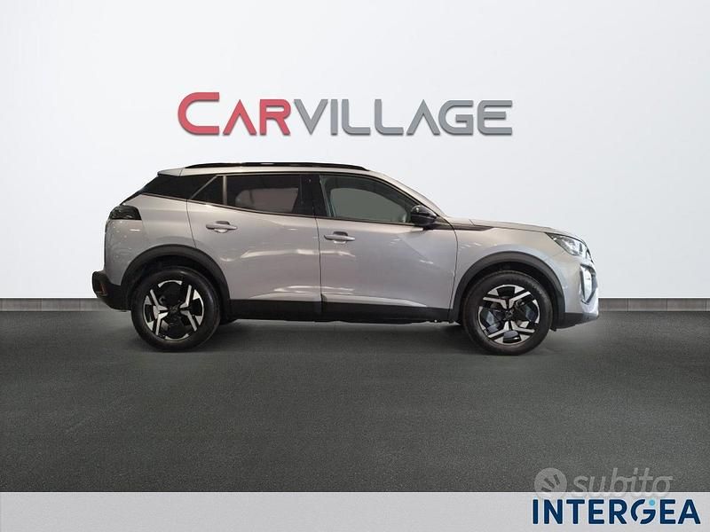 Usata Peugeot 2008 Allure 130 CV (95 kW) 2025 Grigio SUV