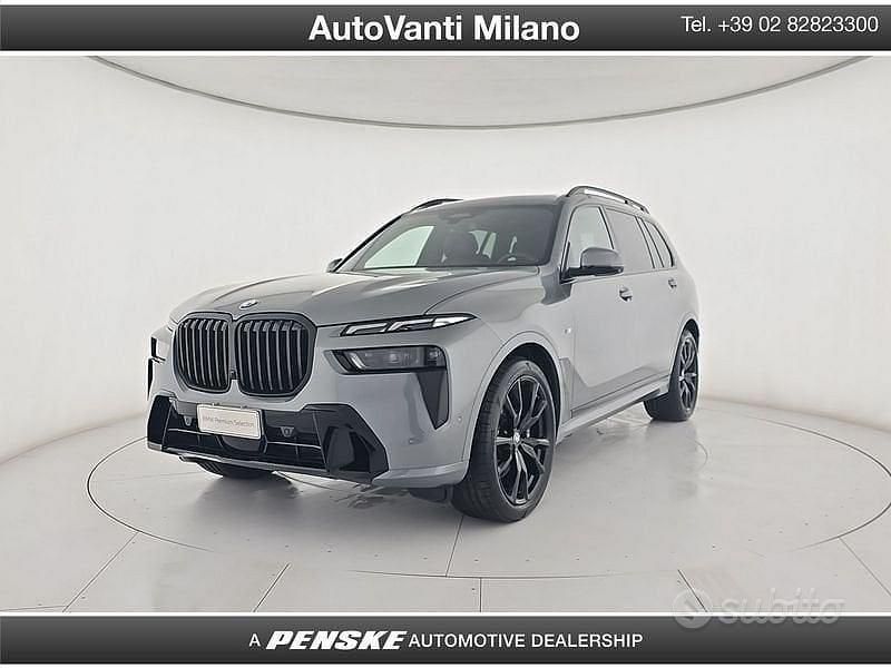 Usata BMW X7 M Sport 352 CV (258 kW) 2024 Grigio SUV