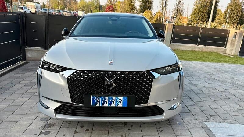 Usata 2022 DS Automobiles DS4 Rivoli Due volumi | 33.000 € - Immagine 1/4