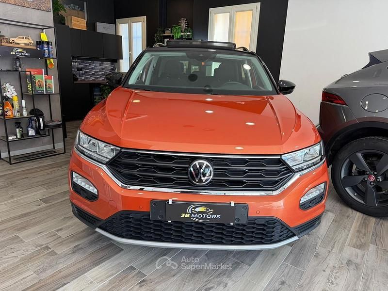 Usata VW T-Roc 116 CV (85 kW) 2020 Arancione SUV
