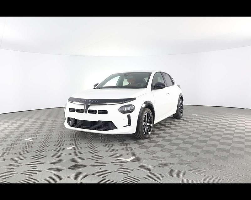 Nuova Lancia Ypsilon 101 CV (74 kW) 2025 Vernice bianco marmo Utilitaria