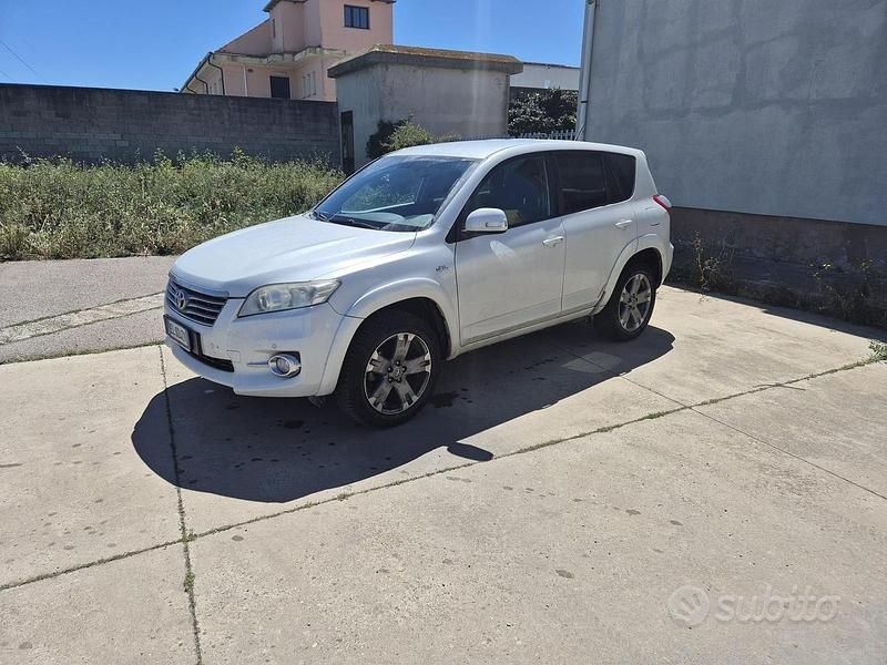 Usata Toyota RAV4 150 CV (110 kW) 2012 Bianco SUV