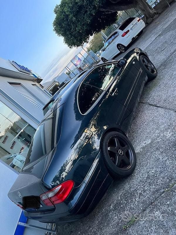 Begagnad Mercedes CLK200 Elegance 192 HK (141 kW) 1999 Grön Sportkupé