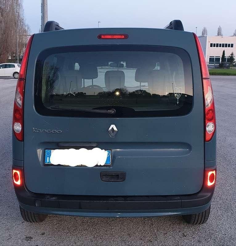 Usata Renault Kangoo Dynamique 106 CV (77 kW) 2009 Blu/azzurro Monovolume