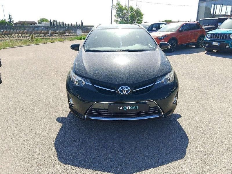 Nero Usata 2015 Toyota Auris Touring Sports Lounge Station wagon | 12.900 € (Molto cara) - Immagine 1/4