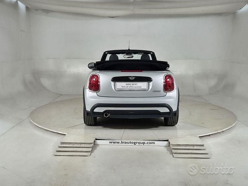 Usata Mini Cooper Cabriolet Classic 136 CV (100 kW) 2022 Grigio Cabrio
