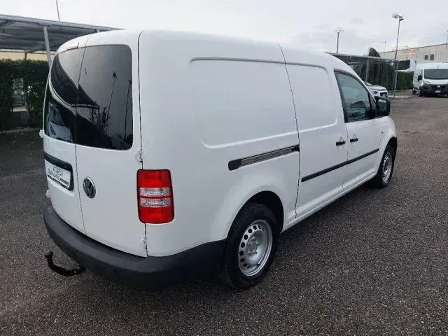 Usata VW Caddy 101 CV (74 kW) 2014 Bianco Monovolume