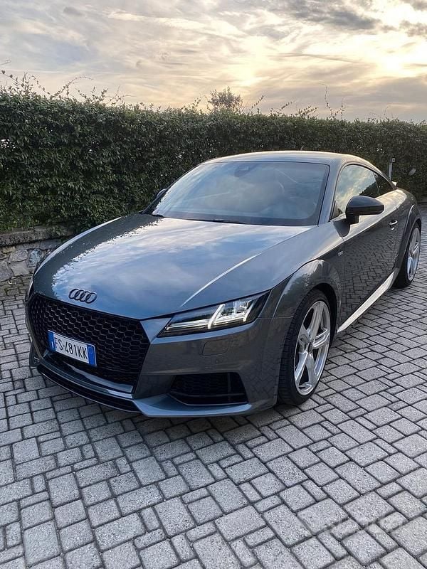 Usata Audi TT 230 CV (169 kW) 2016 Grigio Coupé
