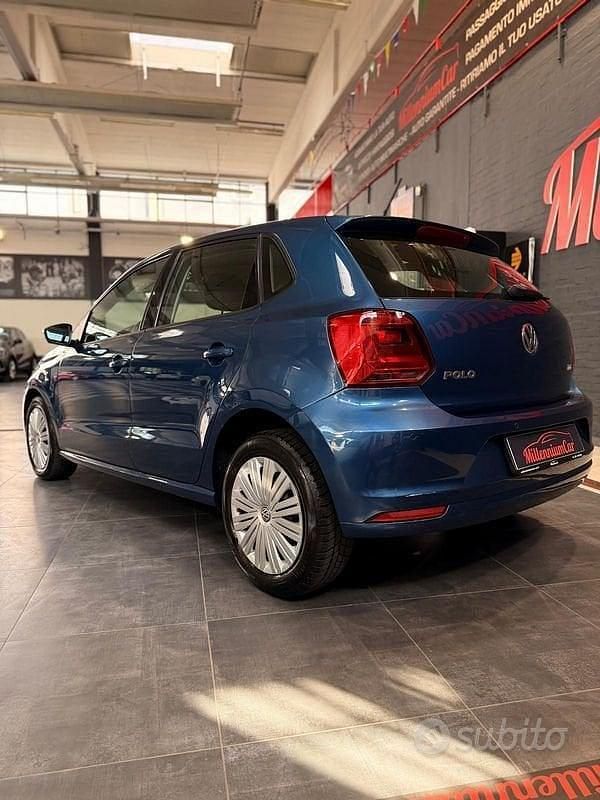 Usata VW Polo Comfortline 75 CV (55 kW) 2016 Blu Berlina